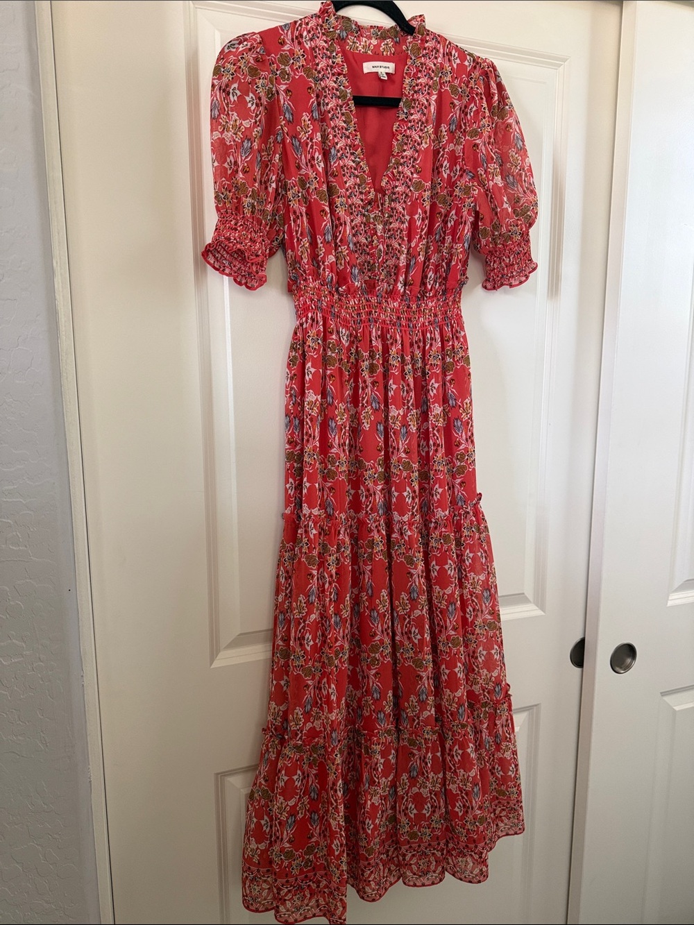 Max Studio coral Floral Tiered Maxi Dress with Puff Sleeves